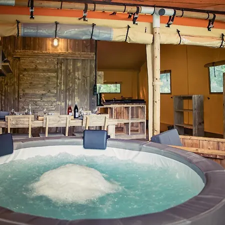 Tente Jacuzzi Privatif En Pleine Nature Luxury tent *